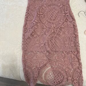 Mauve Lace Pencil Skirt